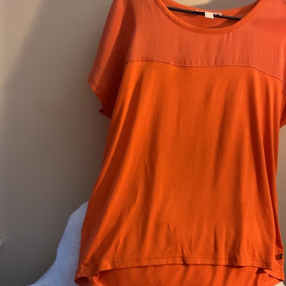 Michael Kors large orange short sleeve shirt - Picture 4 of 10